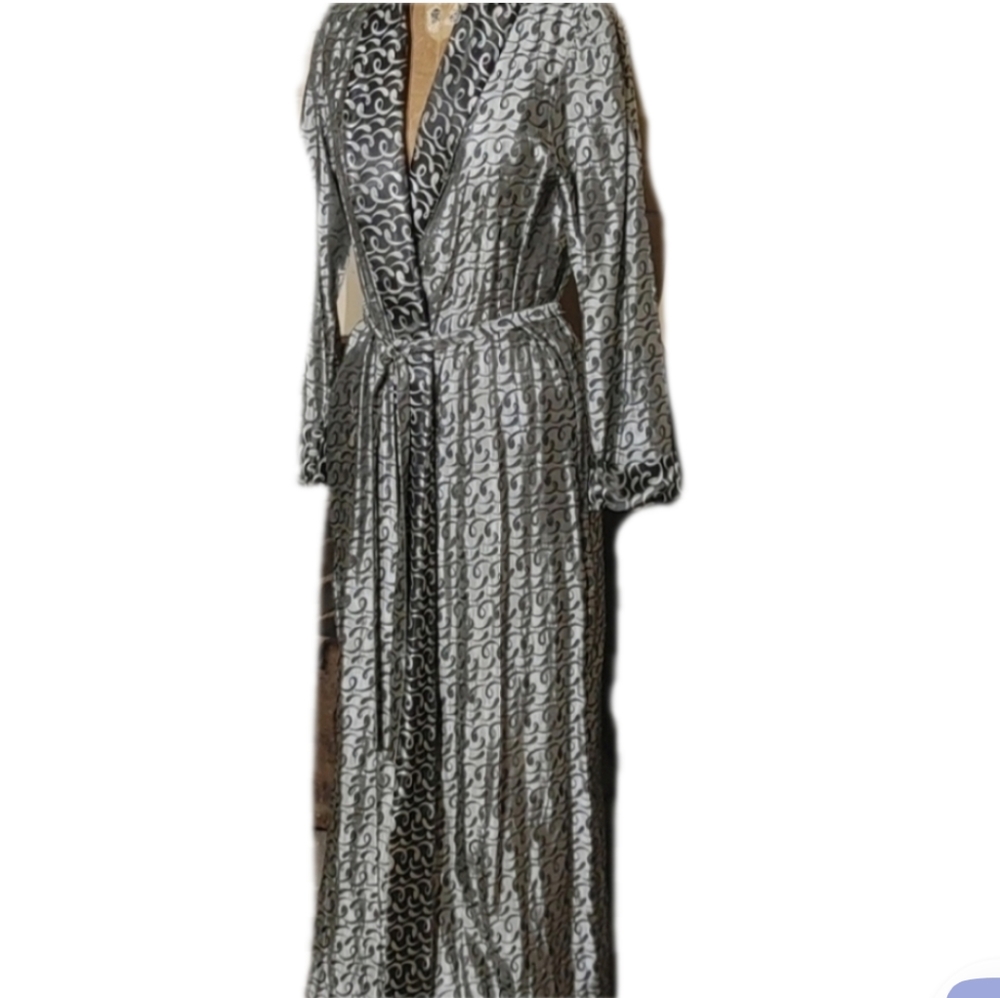 Neiman Marcus vintage robe dressing gown